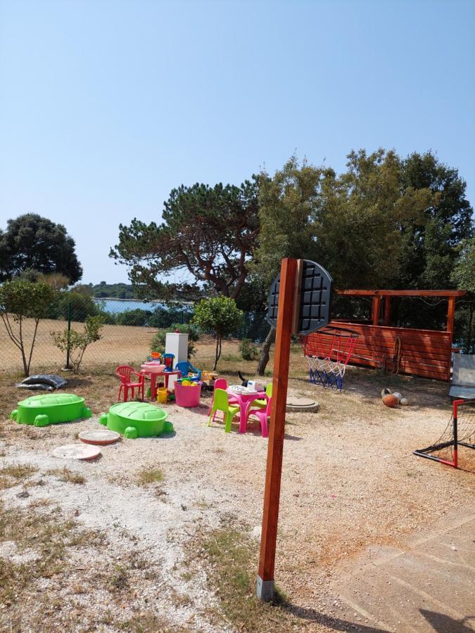 Grand Veles Camp Hotel Banjole Exterior foto